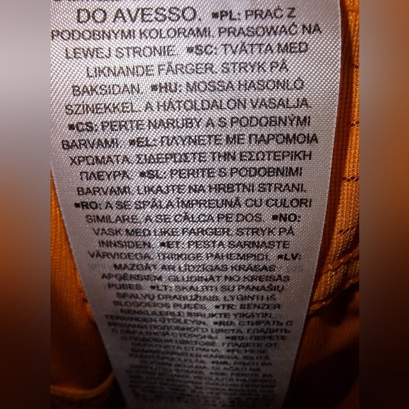 A Nike official NFL Tampa Bay Buccaneers Kyle Trask #2 Jersey in a 2XL. NWT - Picture 13 of 15